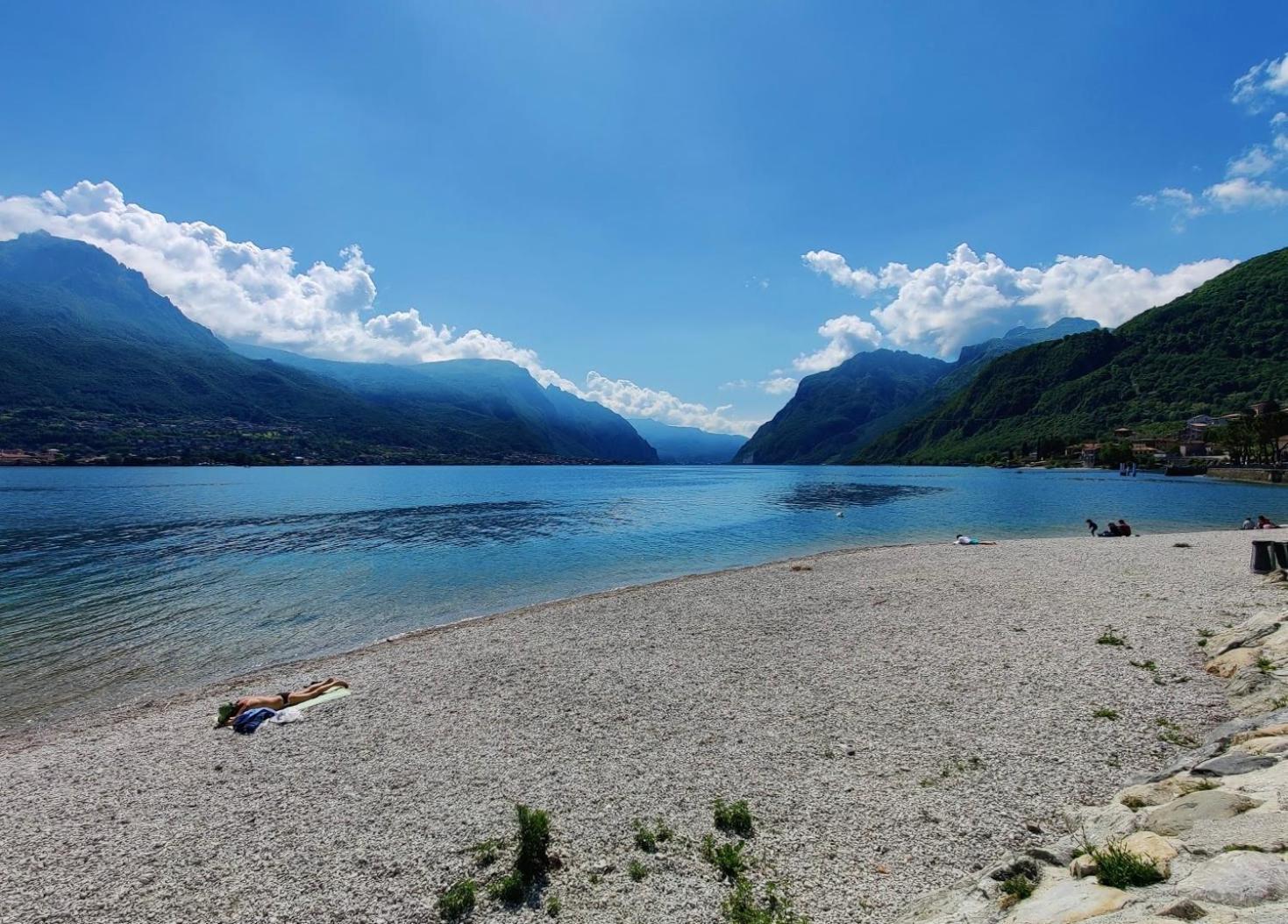 Rossi Lake Couple Oliveto Lario Exterior foto